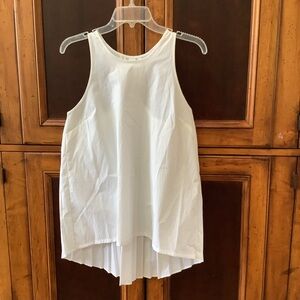 Athleta Top Sojourn Tank White Sleeveless Pleated Back Swing Top